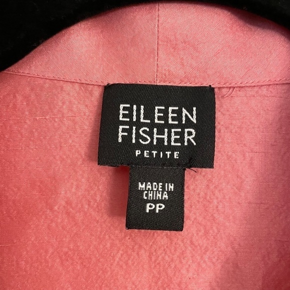 EILEEN FISHER Petite Women's Textured Crinkle 100% Silk 3/4 Sleeve Button Top PP - Picture 3 of 13